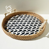 سینی حصیری راتان بزرگ با دسته و کف صدفکاری شده برند English Home