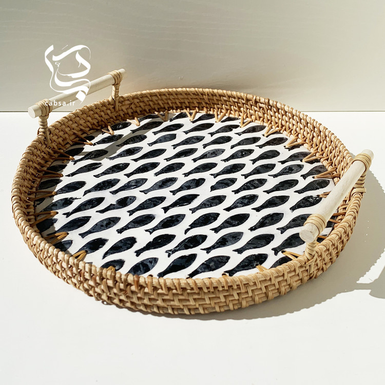 سینی حصیری راتان بزرگ با دسته و کف صدفکاری شده برند English Home