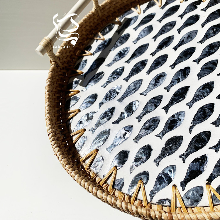 سینی حصیری راتان متوسط با دسته و کف صدفکاری برند English Home