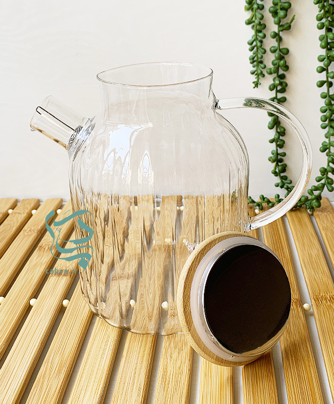 قوری شیشهای پیرکس شیاردار با درب بامبو