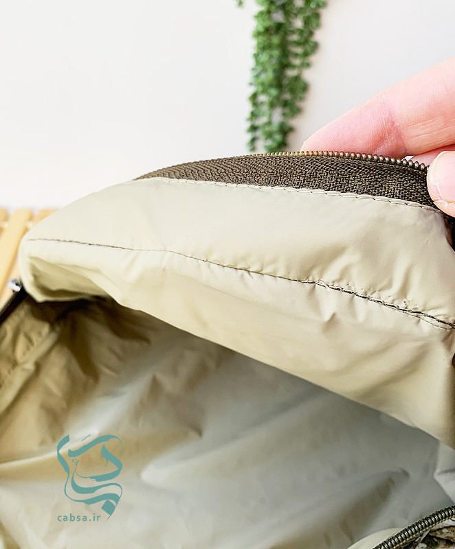 کیف دستی برای حمل لوازم کاربردی در سفر